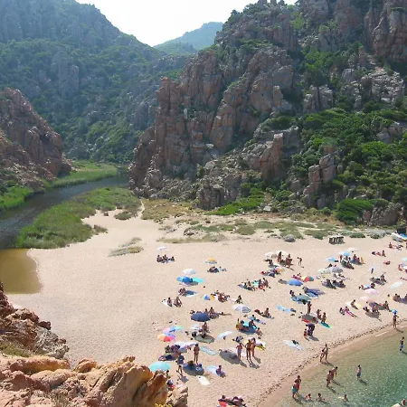 Li Pireddi ファームステイ アリエントゥ